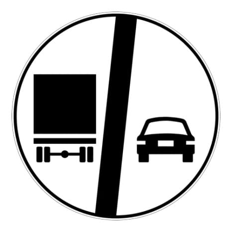 Kamyonlar İçin Geçme Yasağı Sonu — Trafik Tanzim İşaretleri